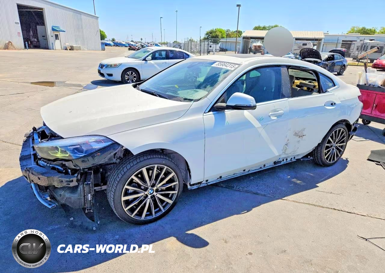 2021 BMW 228Xi