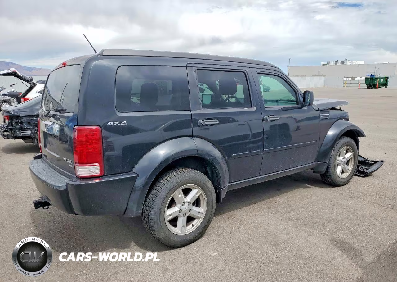 2010 Dodge Nitro Sxt VIN:1D4PU5GK7AW158098 - 3