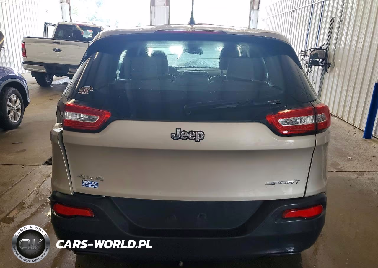 2015 Jeep Cherokee Sport VIN:1C4PJMAB0FW545429 - 6