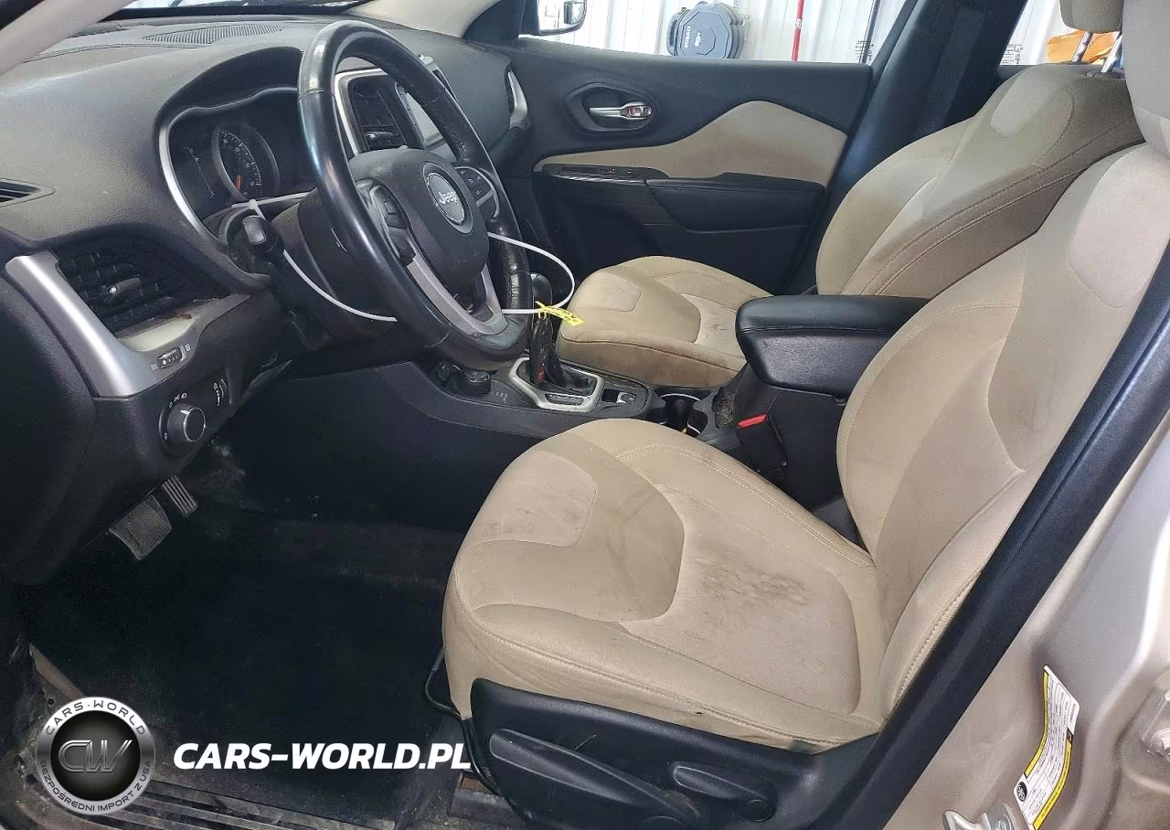 2015 Jeep Cherokee Sport VIN:1C4PJMAB0FW545429 - 7