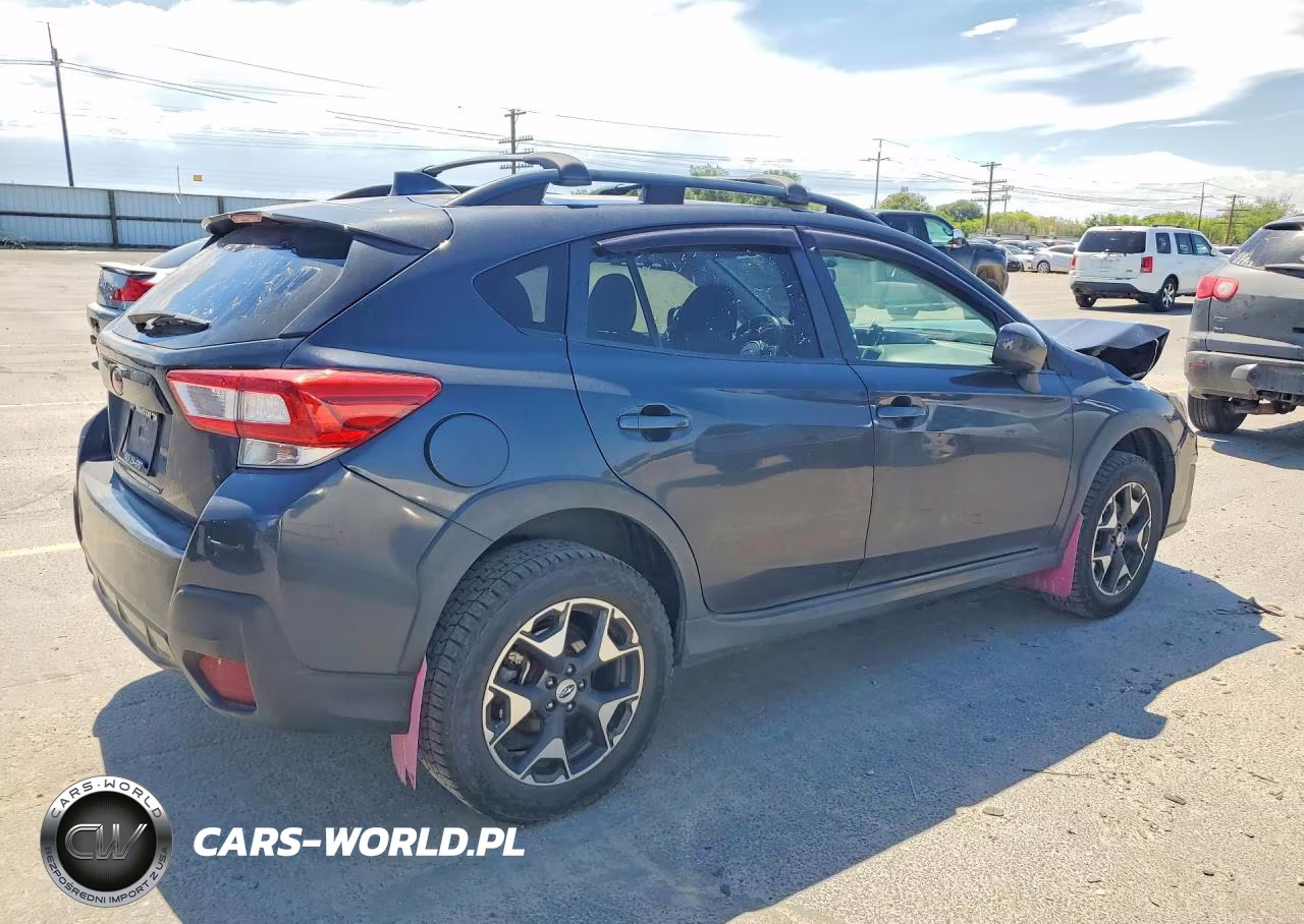 2018 Subaru Crosstrek Premium VIN:JF2GTABC4J9310430 - 3