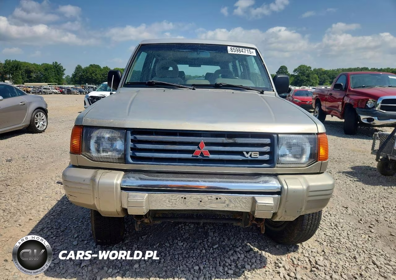 1996 Mitsubishi Montero VIN:JA4MR41H6TJ001293 - 5