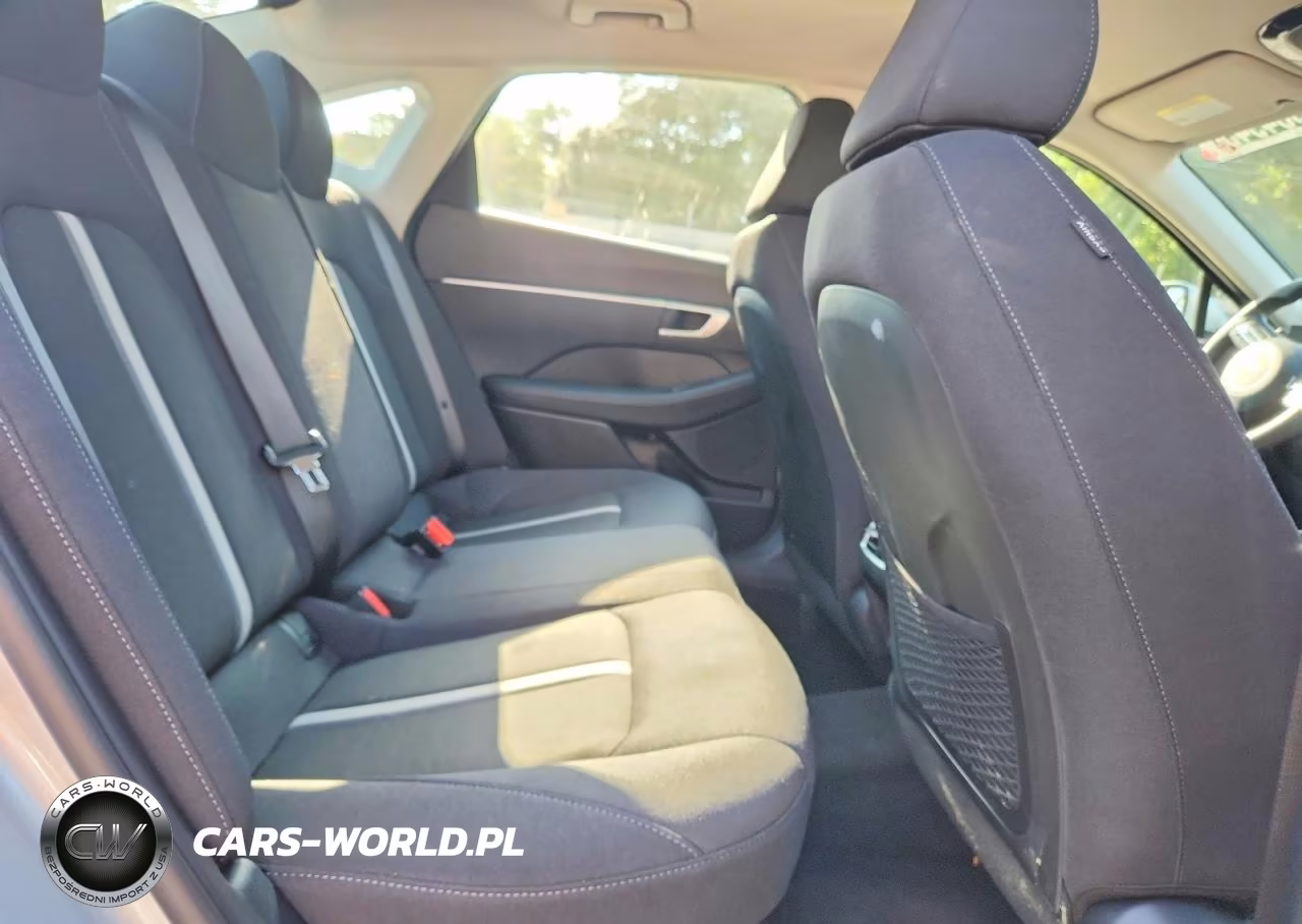 2026 Hyundai Sonata Hybrid Blue VIN:KMHL24JJ6TA158021 - 10