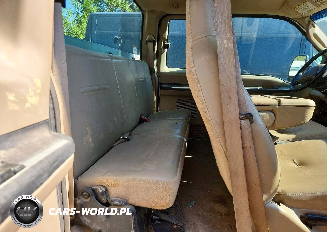 2006 Ford F550 Super Duty VIN:1FDAX57P06EA12981 - 10