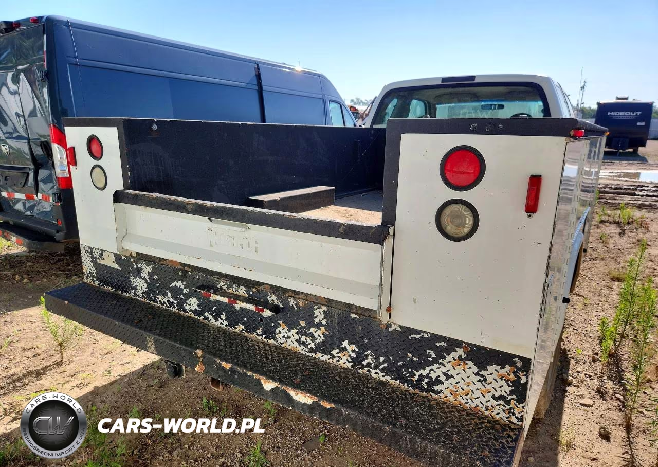 2006 Ford F550 Super Duty VIN:1FDAX57P06EA12981 - 6