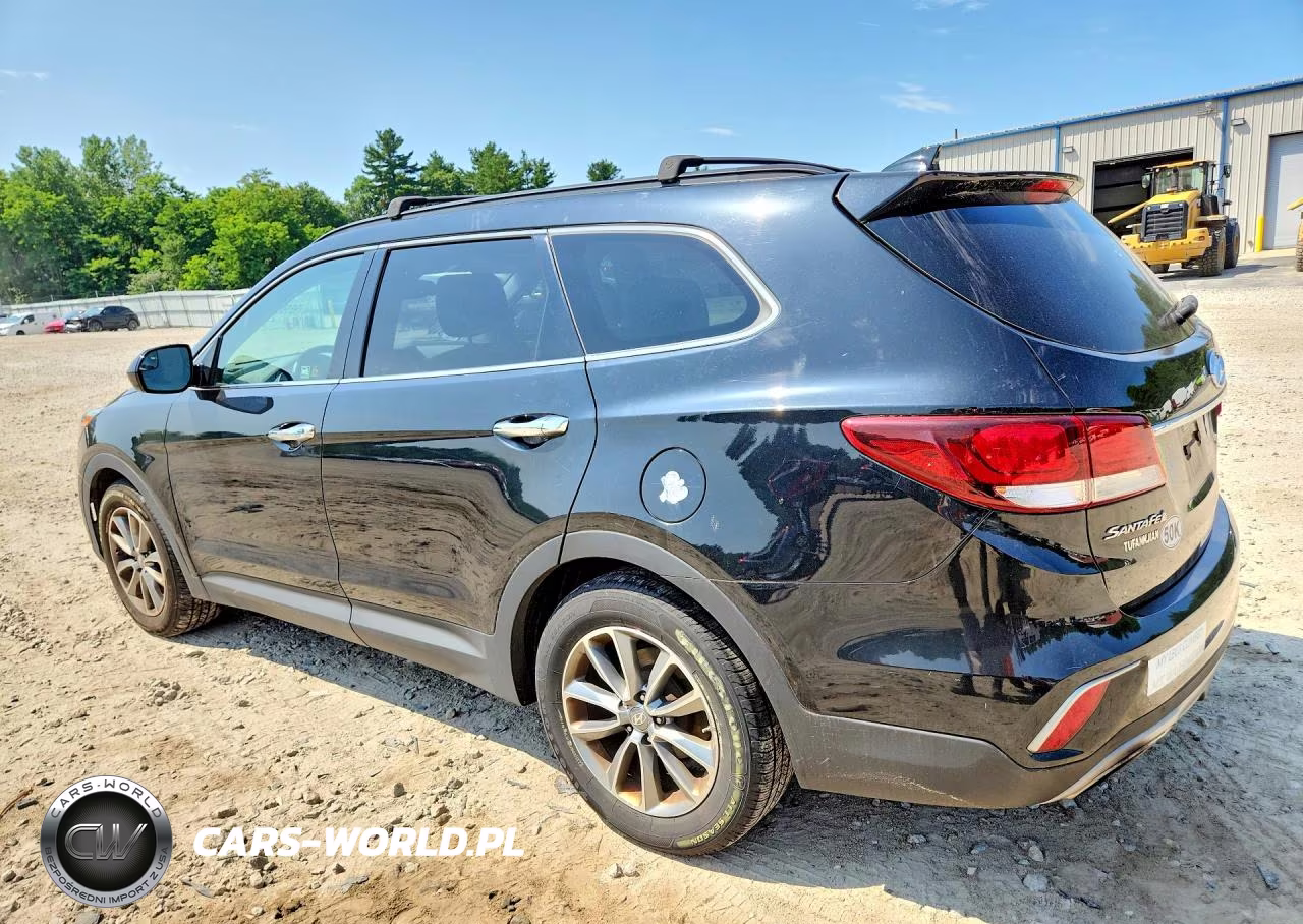 2017 Hyundai Santa Fe Se VIN:KM8SMDHF5HU182579 - 2