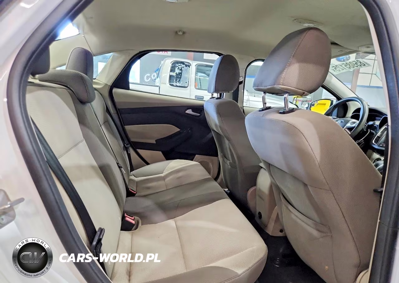 2014 Ford Focus Se VIN:1FADP3F20EL274284 - 10