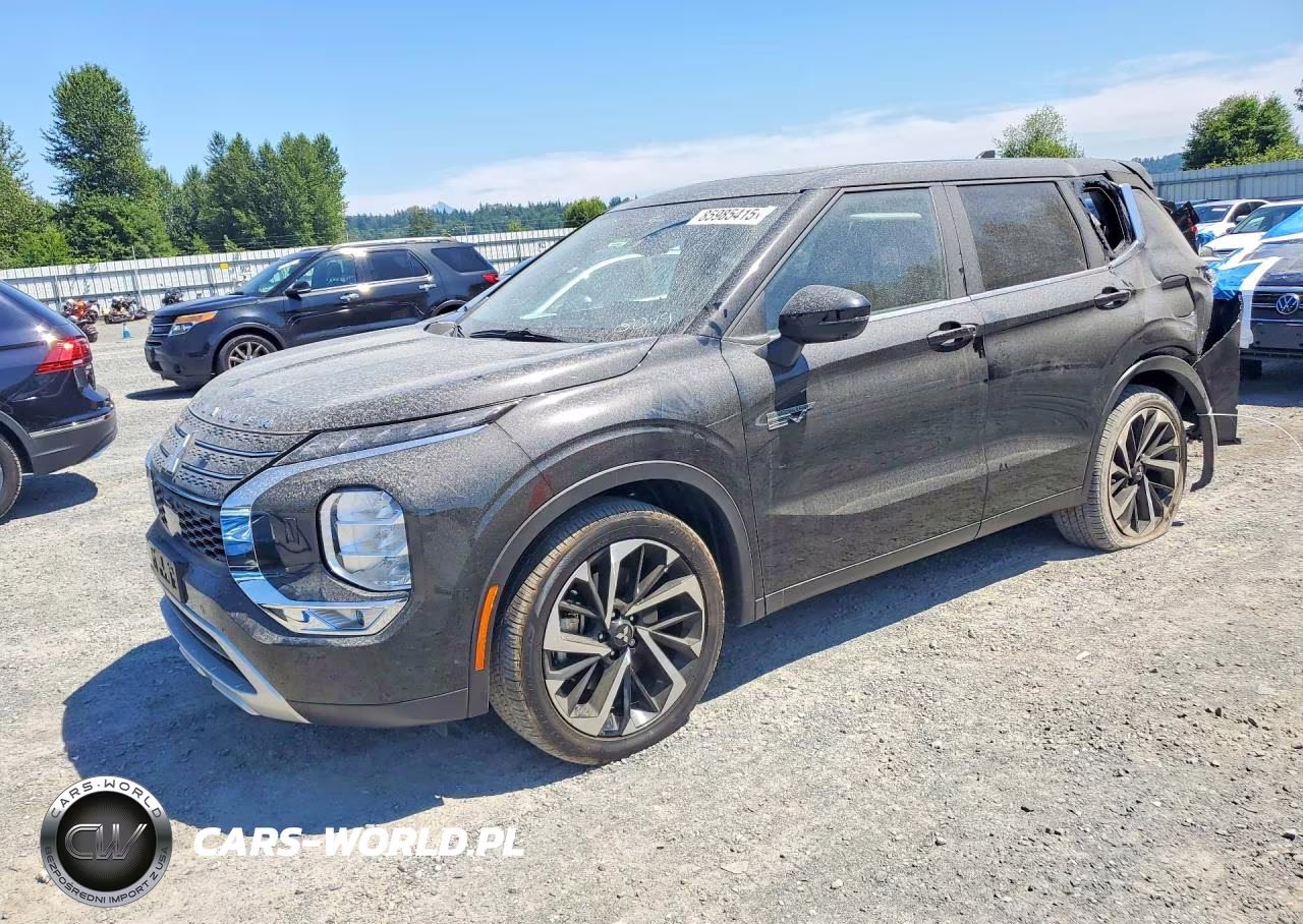 2025 Mitsubishi Outlander Se – zdjęcie 1 z 14