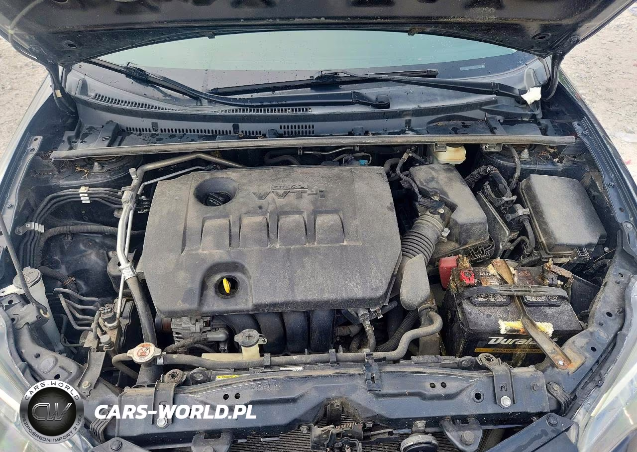 2018 Toyota Corolla Le VIN:2T1BURHE9JC070475 - 11