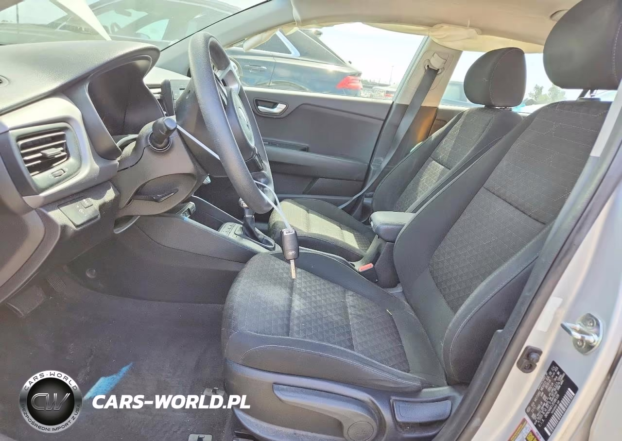 2018 Kia Rio S VIN:3KPA24AB1JE086109 - 7