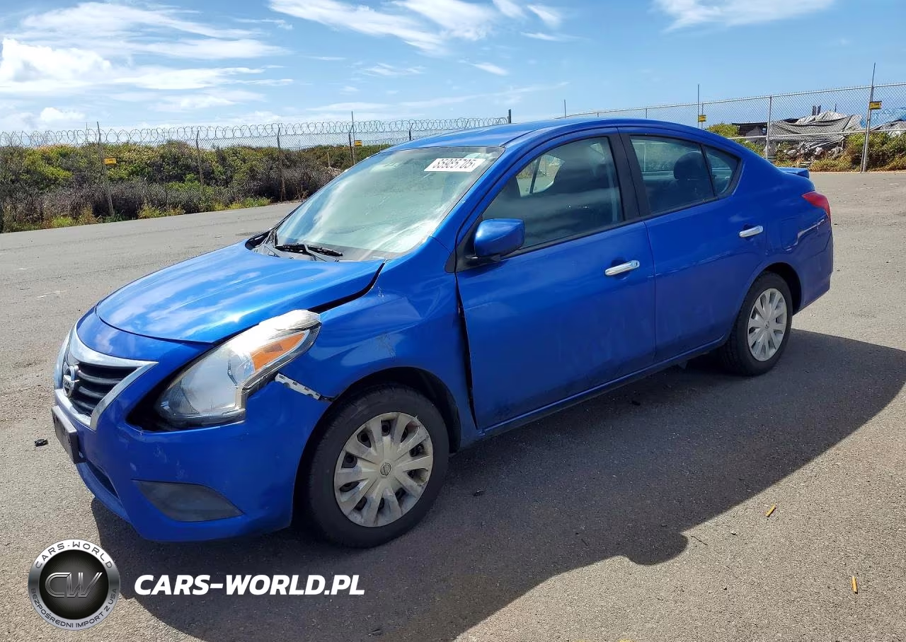 2015 Nissan Versa 1.6 Sv