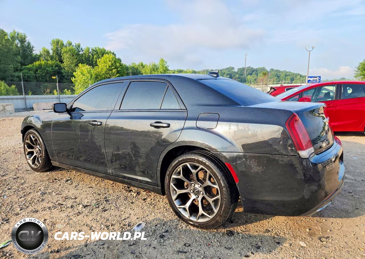 2015 Chrysler 300 S VIN:2C3CCABG4FH797933 - 2