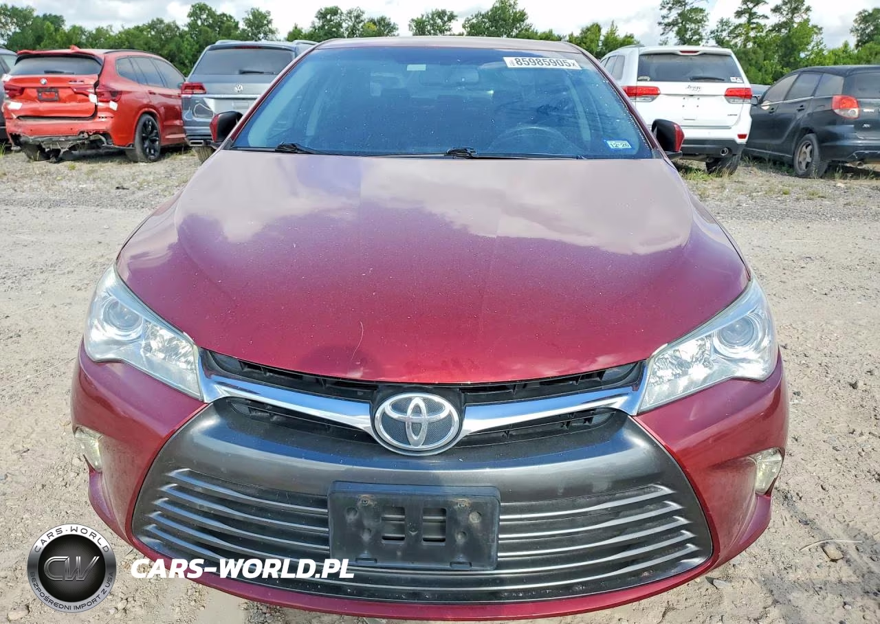 2017 Toyota Camry Xle VIN:4T1BF1FK0HU672470 - 5