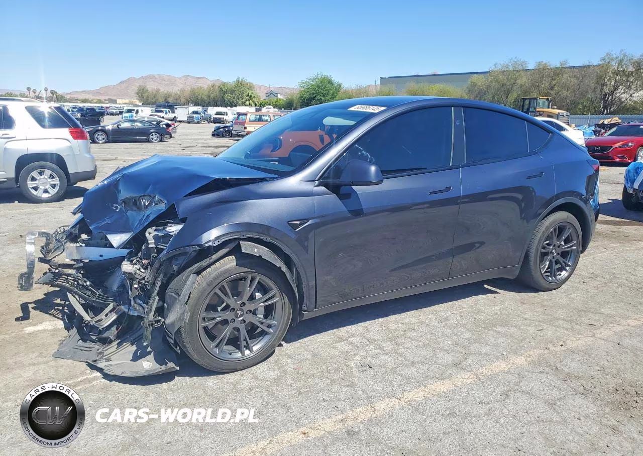 2024 Tesla Model Y – zdjęcie 1 z 13
