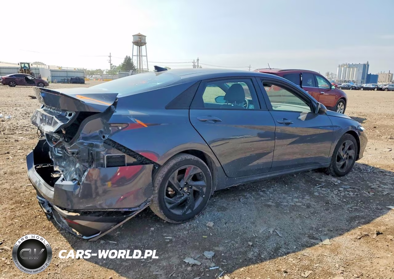 2026 Hyundai Elantra Sel Sport VIN:KMHLM4DG9TU160290 - 3