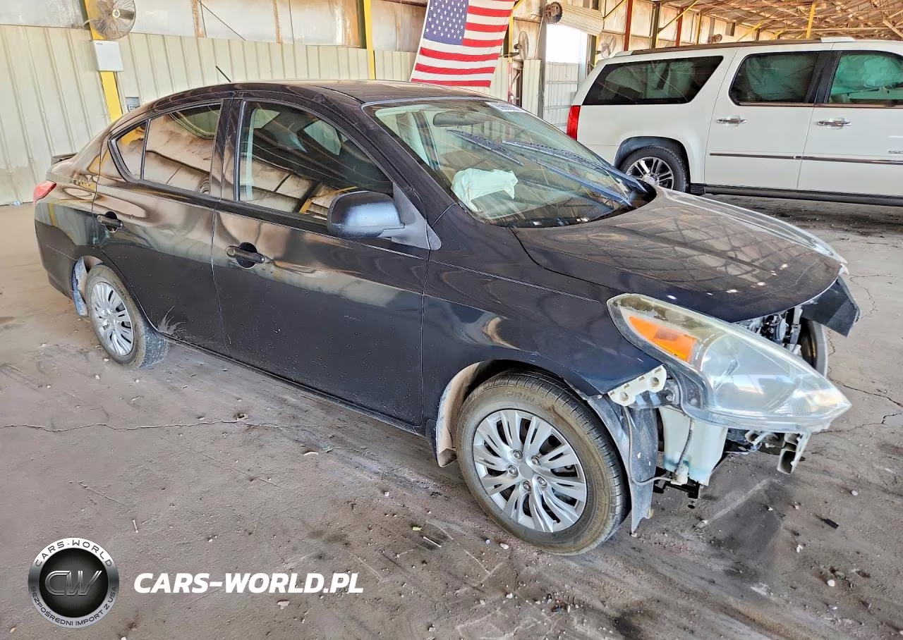 2015 Nissan Versa 1.6 S Plus VIN:3N1CN7AP3FL860086 - 4
