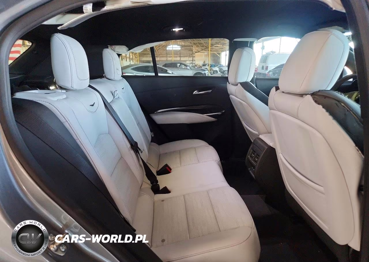 2024 Cadillac Xt4 Sport VIN:1GYFZER4XRF215652 - 10
