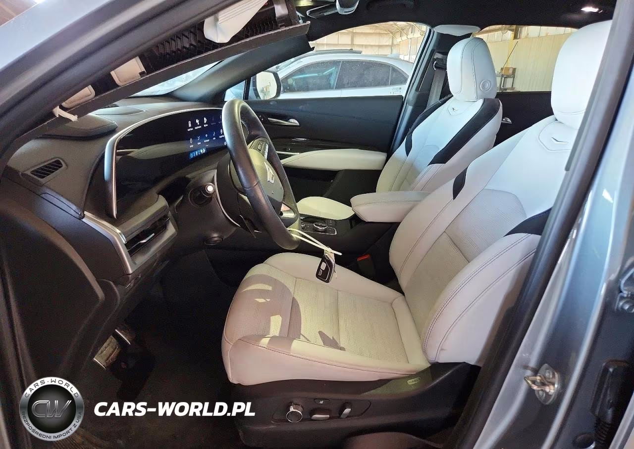 2024 Cadillac Xt4 Sport VIN:1GYFZER4XRF215652 - 7