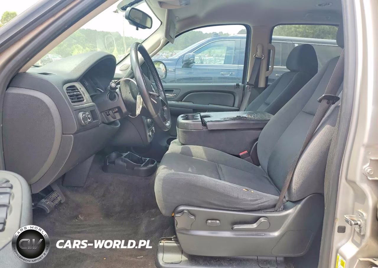 2009 Chevrolet Tahoe C1500 Ls VIN:1GNFC13C19R156173 - 7