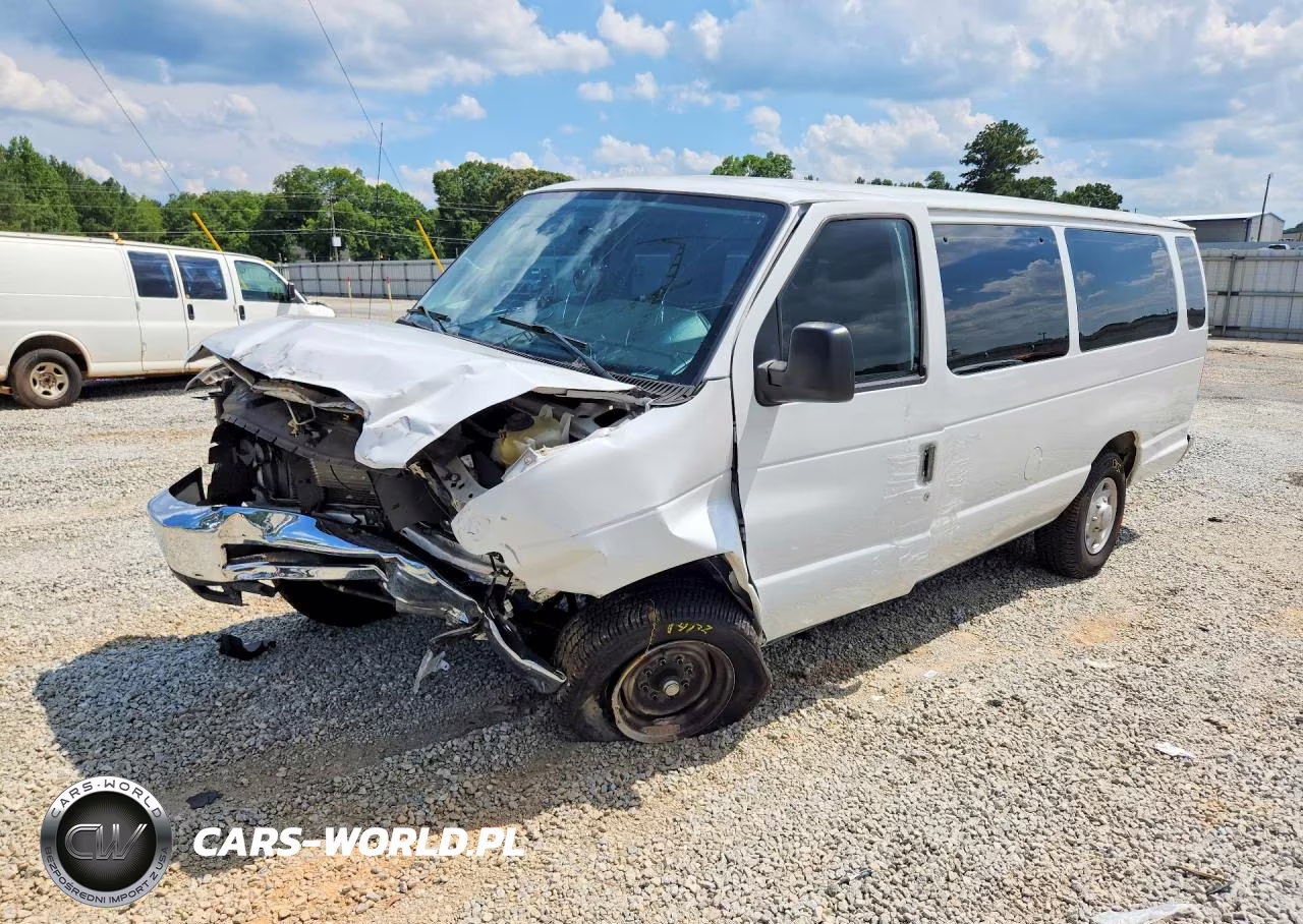 2014 Ford Econoline E350 Super Duty Wagon
