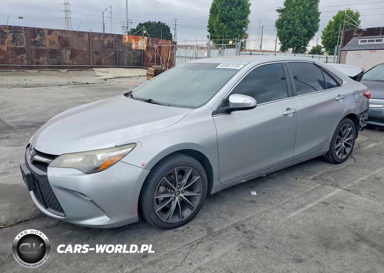 2015 Toyota Camry Xse