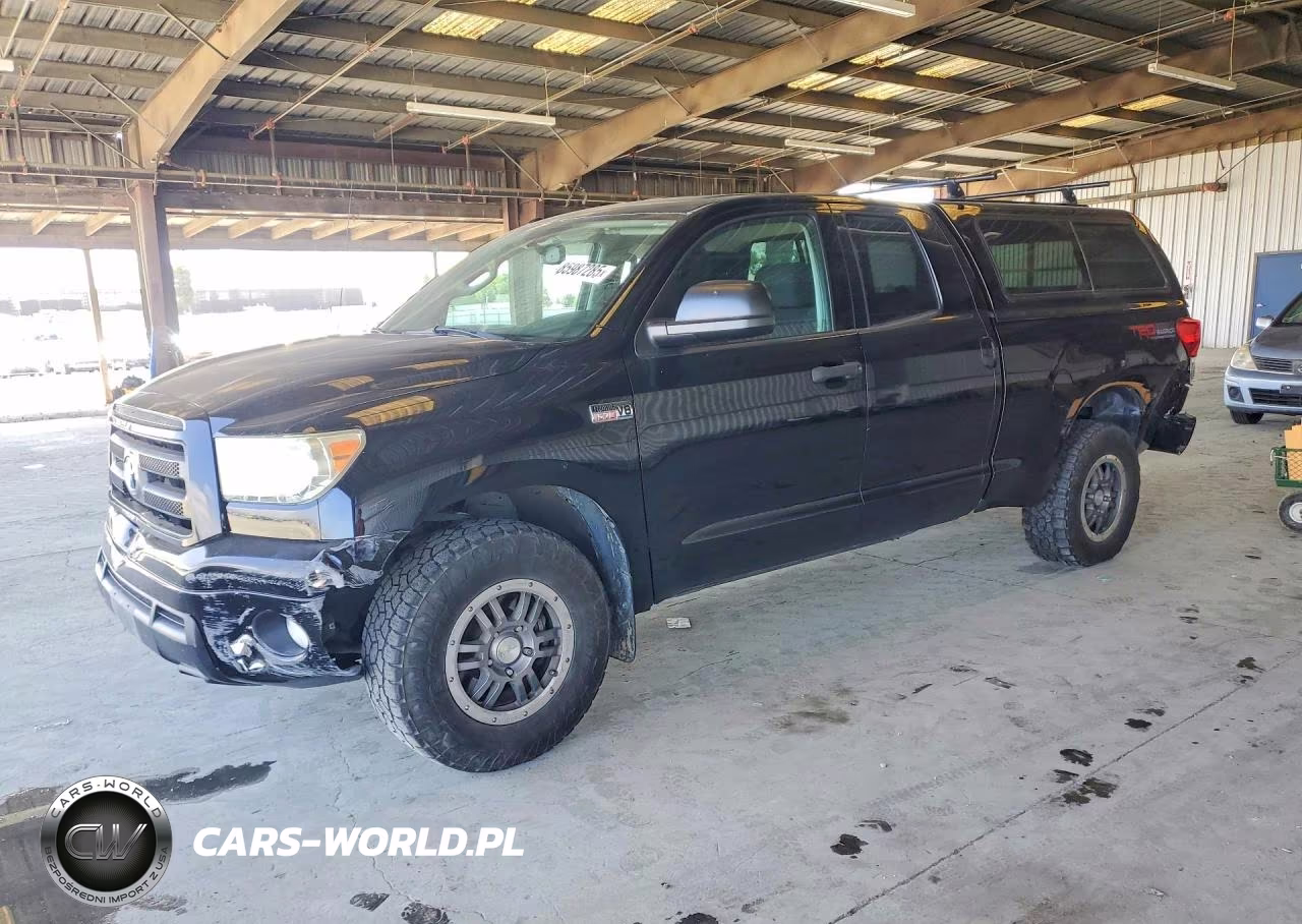 2013 Toyota Tundra Double Cab Sr5