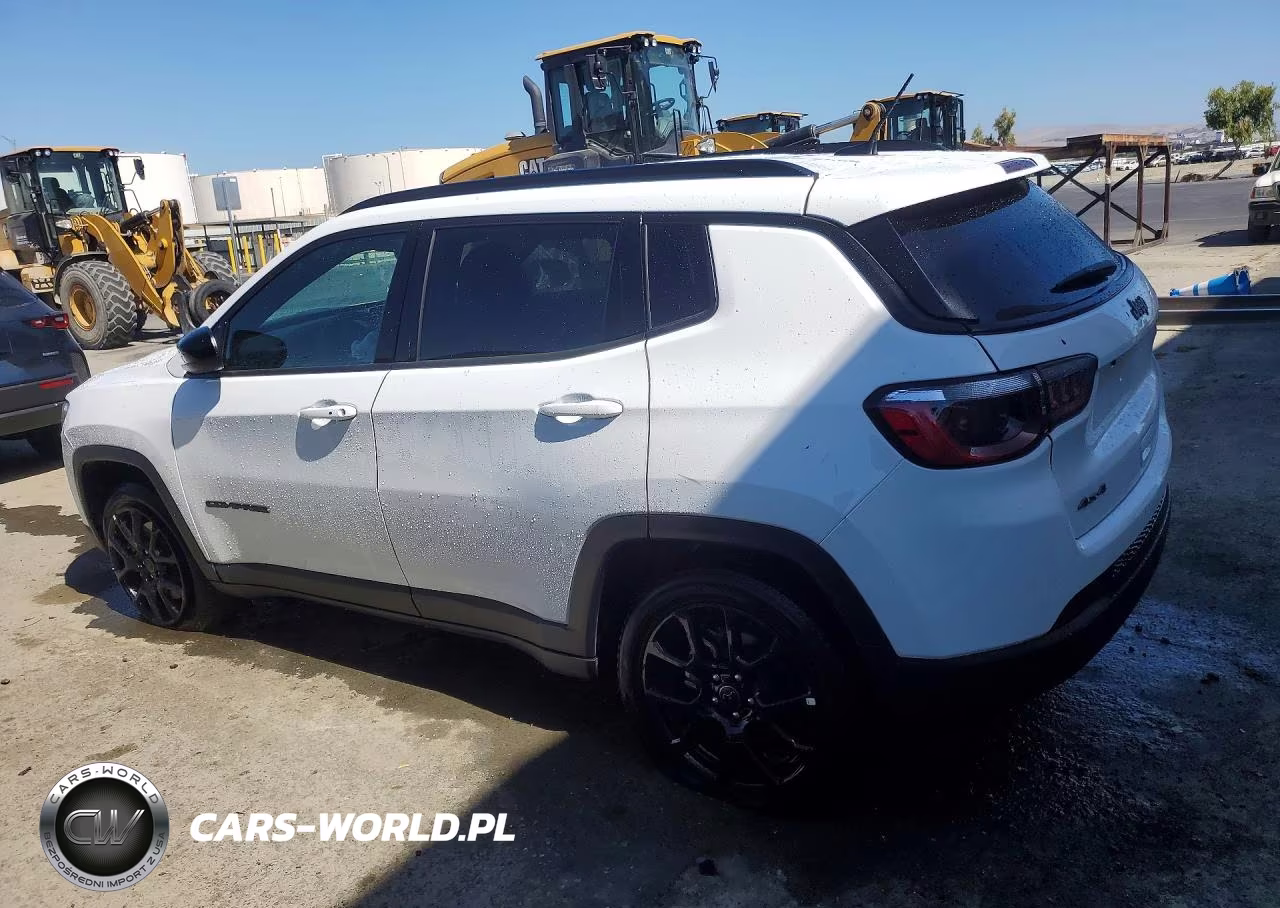 2025 Jeep Compass Latitude VIN:3C4NJDBN0ST623854 - 2