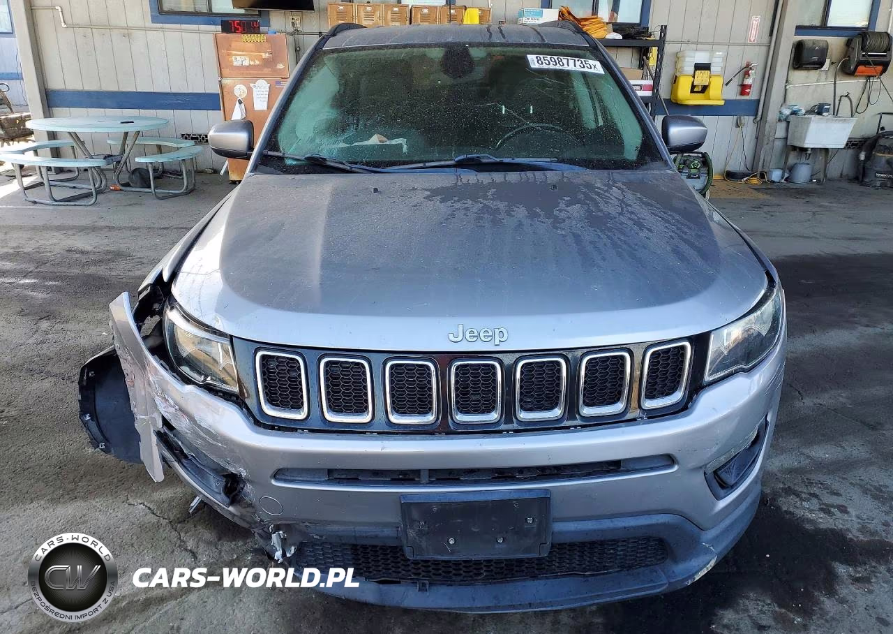 2020 Jeep Compass Latitude VIN:3C4NJCBB5LT141236 - 5