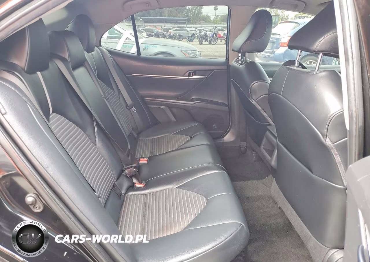 2020 Toyota Camry Se VIN:4T1G31AK2LU015152 - 10