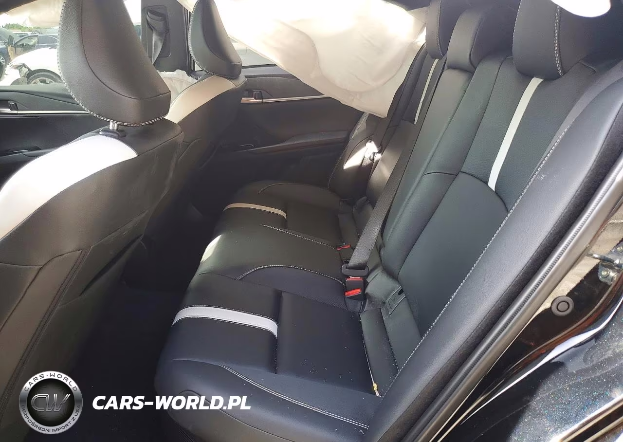2026 Toyota Camry Se VIN:4T1DAACK6TU678147 - 10