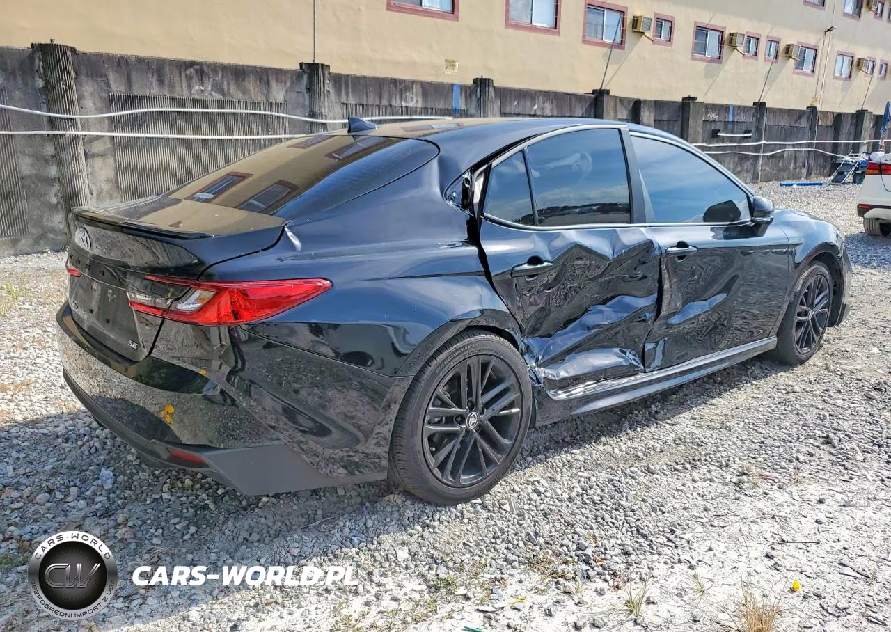 2026 Toyota Camry Se VIN:4T1DAACK6TU678147 - 3