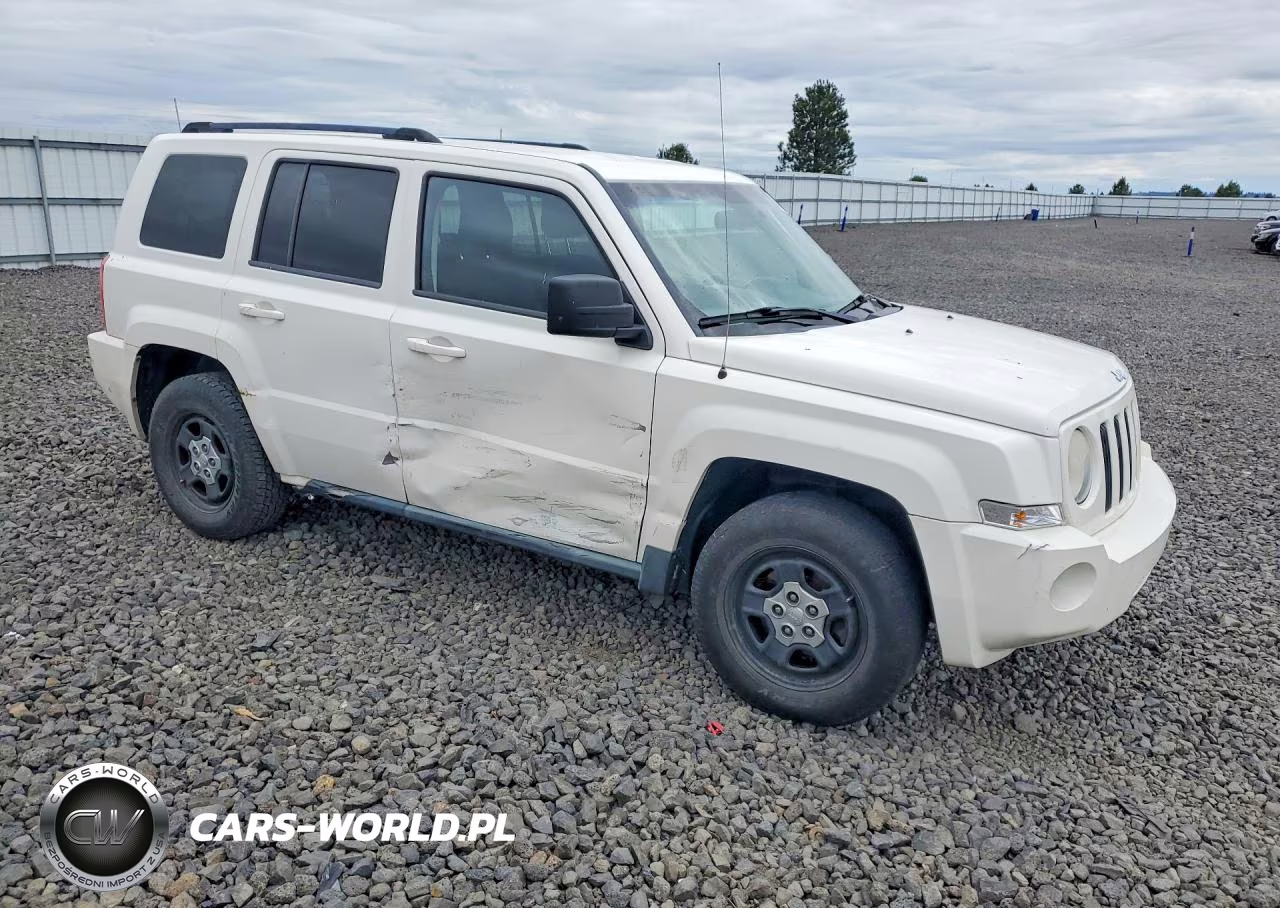 2010 Jeep Patriot Sport VIN:1J4NF2GBXAD518340 - 4