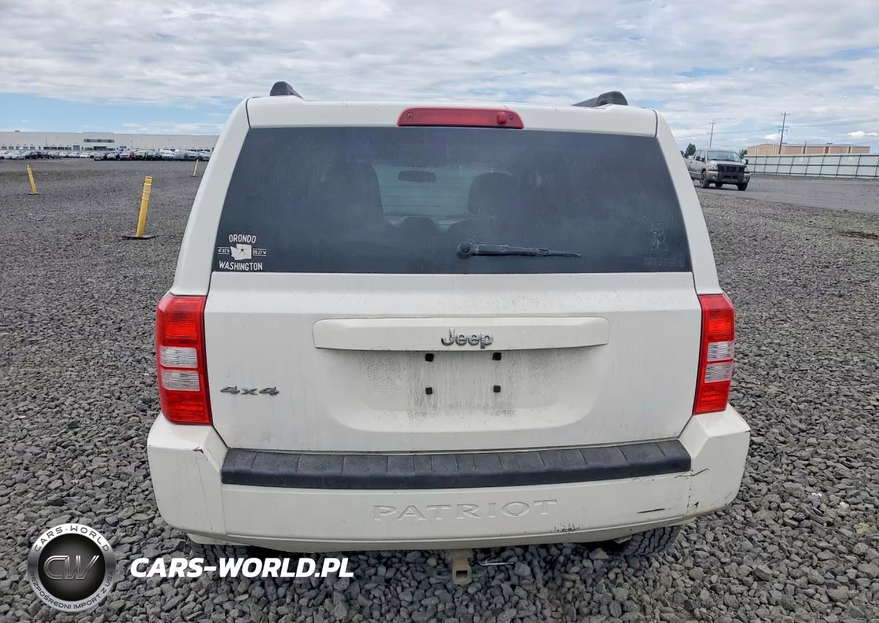 2010 Jeep Patriot Sport VIN:1J4NF2GBXAD518340 - 6