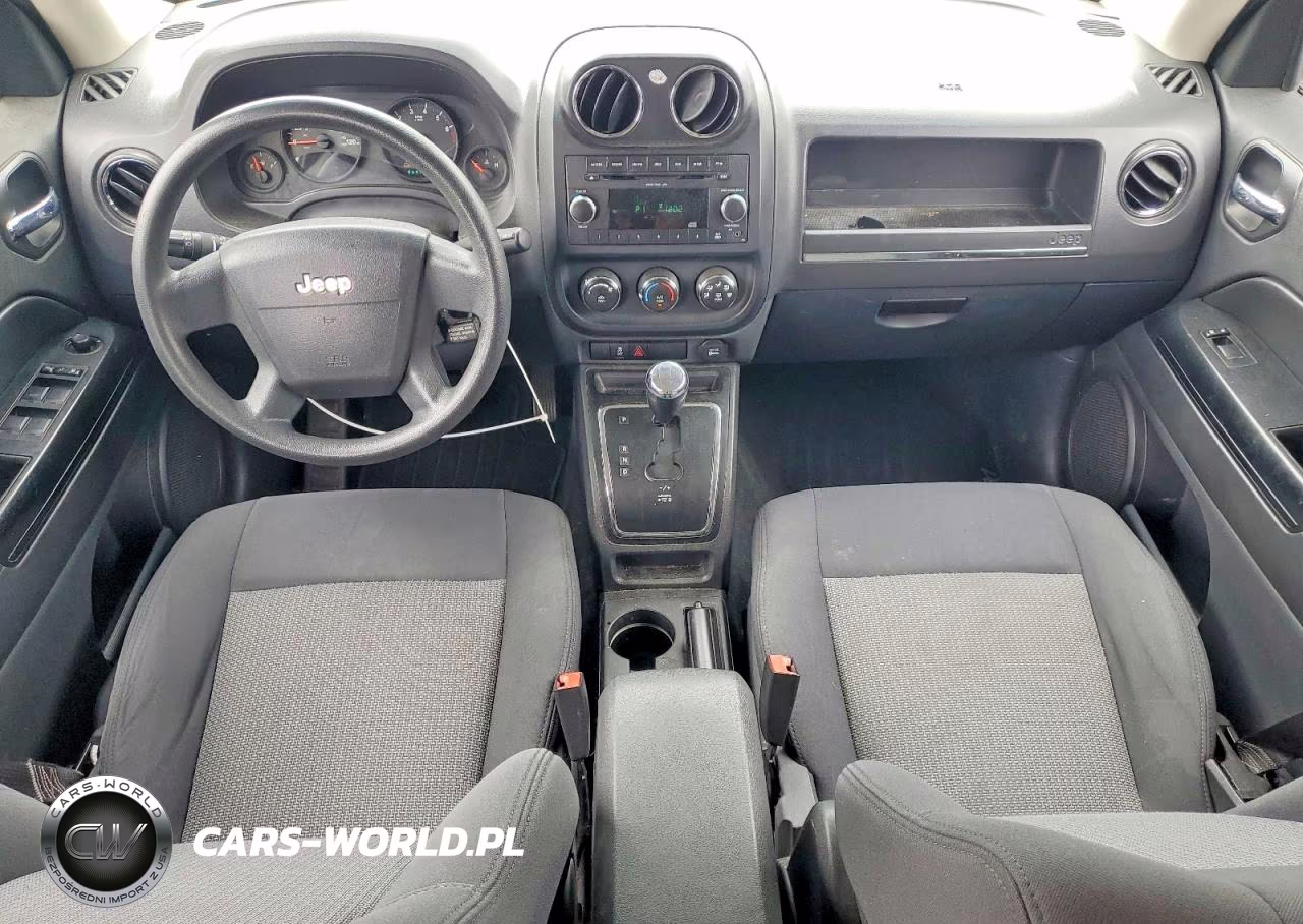 2010 Jeep Patriot Sport VIN:1J4NF2GBXAD518340 - 8