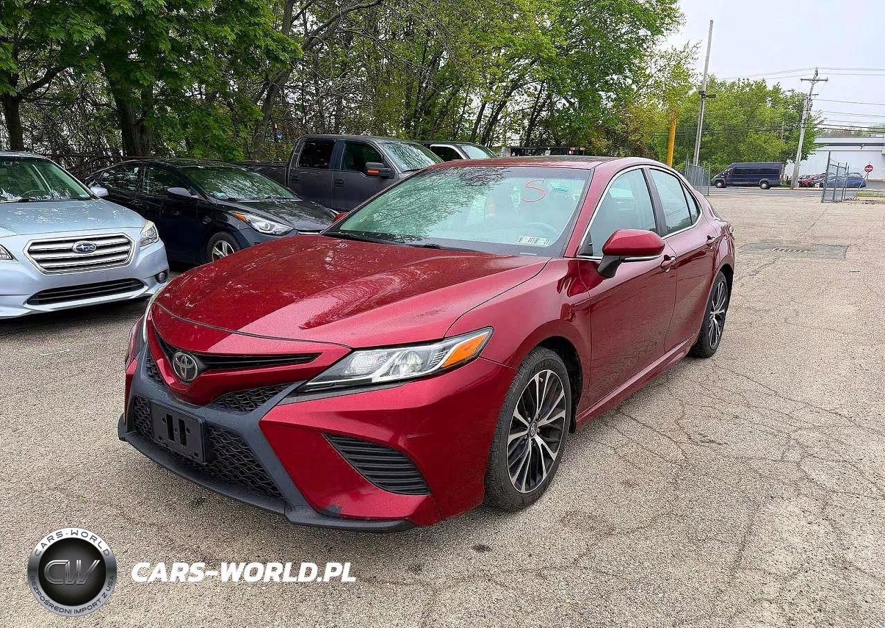 2018 Toyota Camry Se VIN:4T1B11HK0JU500358 - 2