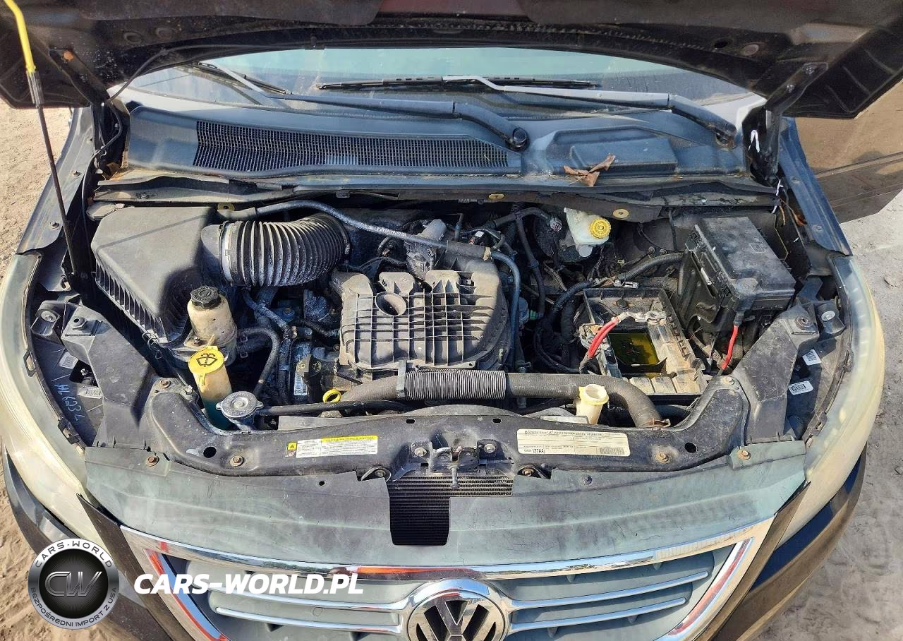 2011 Volkswagen Routan Se VIN:2V4RW3DG8BR717680 - 12