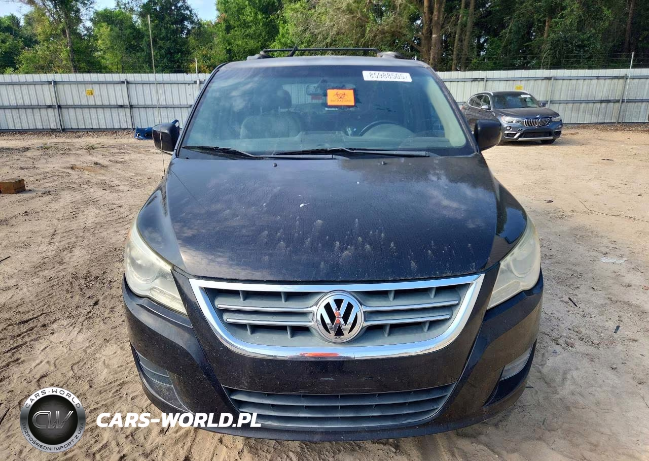 2011 Volkswagen Routan Se VIN:2V4RW3DG8BR717680 - 5