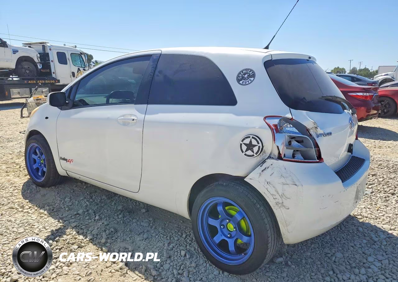 2008 Toyota Yaris Base VIN:JTDJT903285216716 - 2