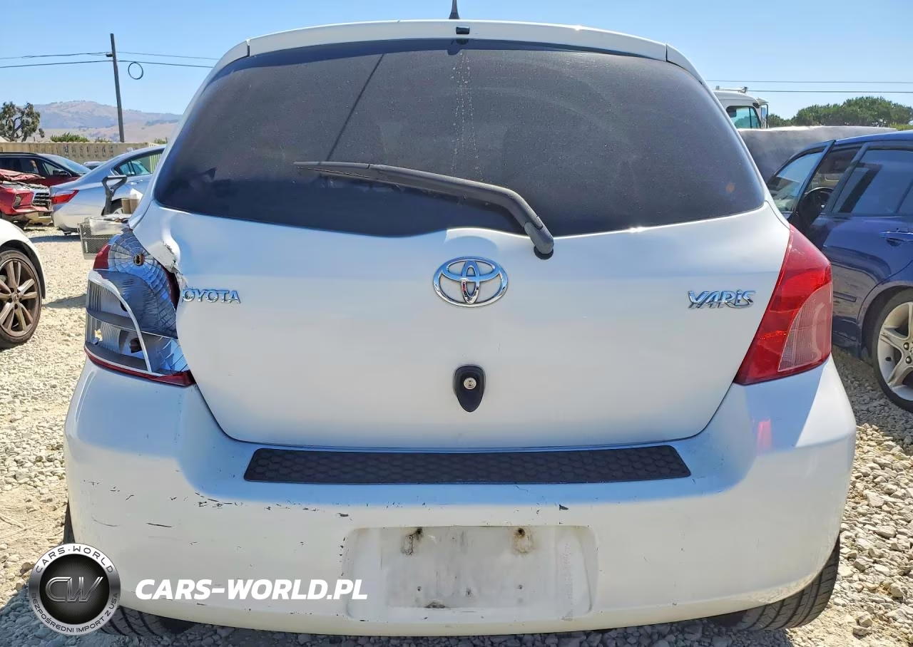 2008 Toyota Yaris Base VIN:JTDJT903285216716 - 6