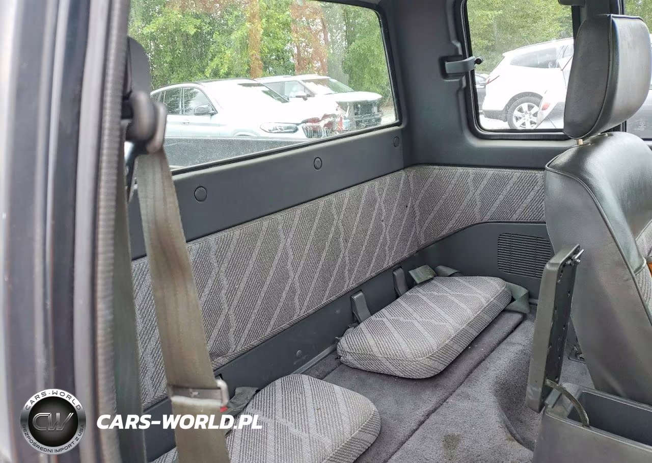 1991 Mazda B2600 Cab Plus VIN:JM2UF314XM0169883 - 10