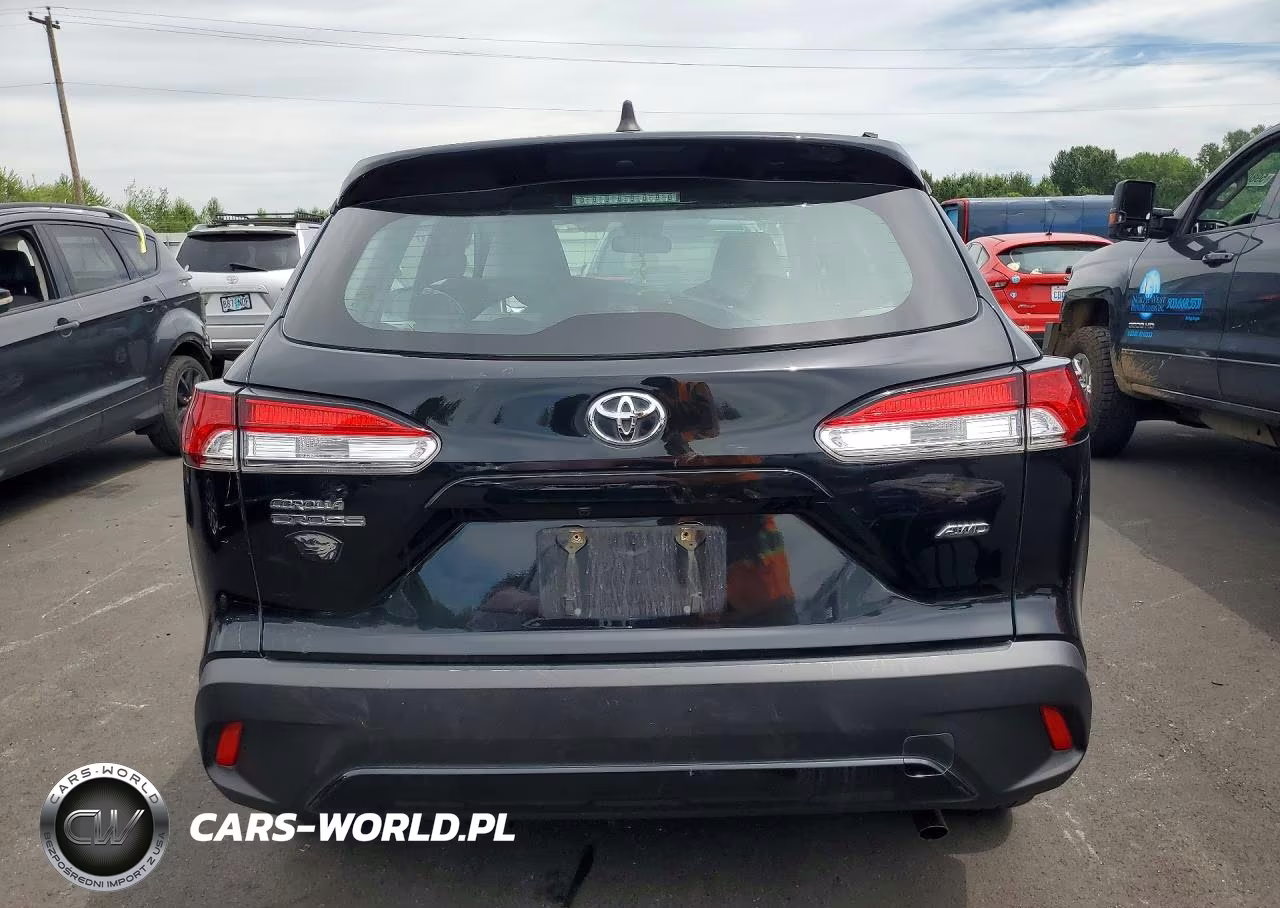 2022 Toyota Corolla Cross L VIN:7MUAAABG5NV018893 - 6