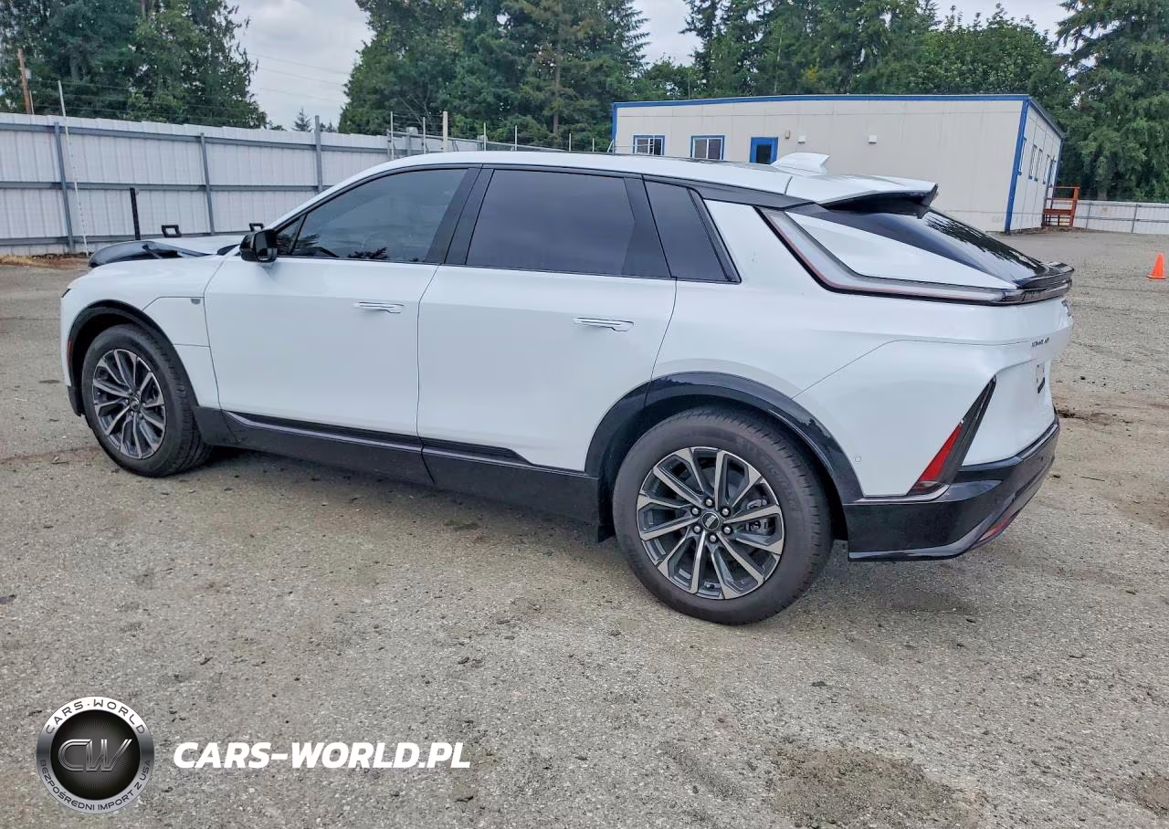 2026 Cadillac Lyriq Sport VIN:1GYKPURL4TZ309330 - 2