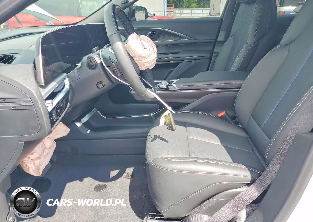2026 Cadillac Lyriq Sport VIN:1GYKPURL4TZ309330 - 7