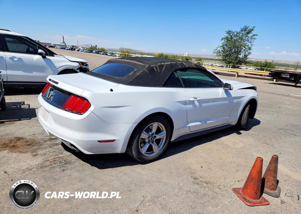 2016 Ford Mustang VIN:1FATP8EM3G5307104 - 3
