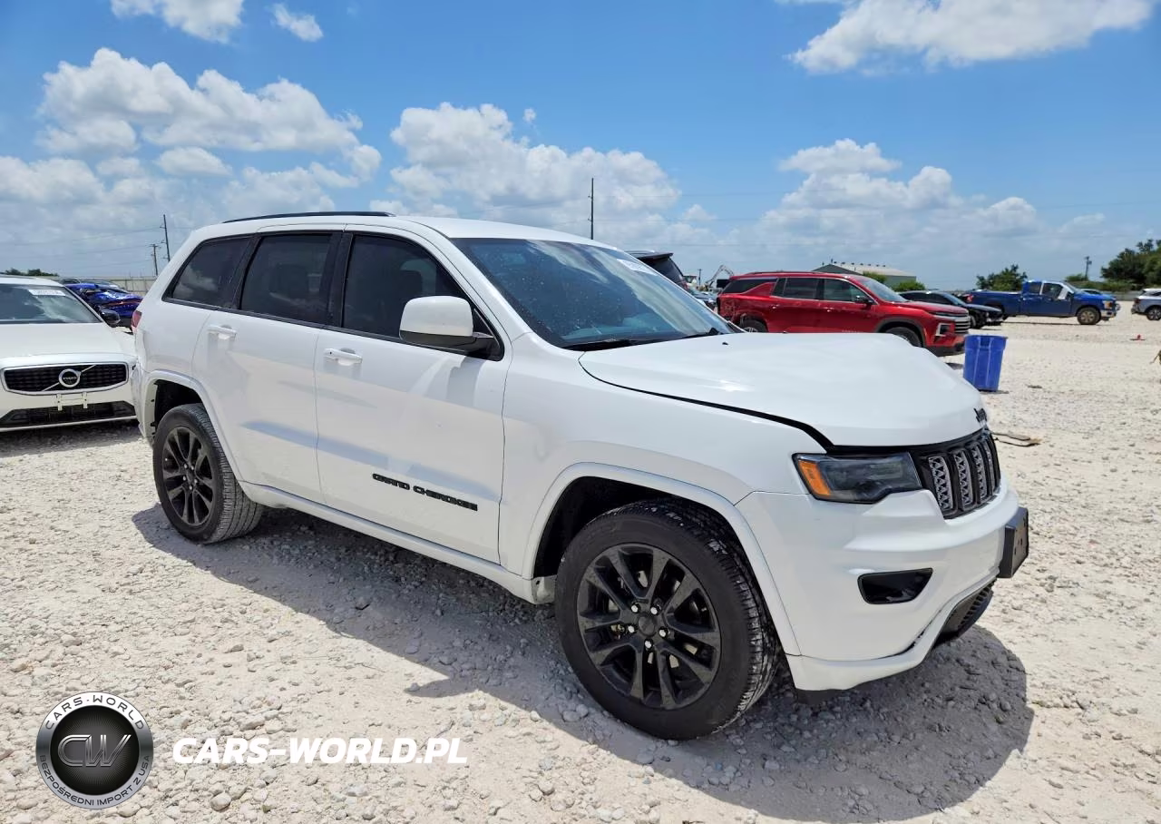 2020 Jeep Grand Cherokee Laredo VIN:1C4RJEAG7LC212037 - 4