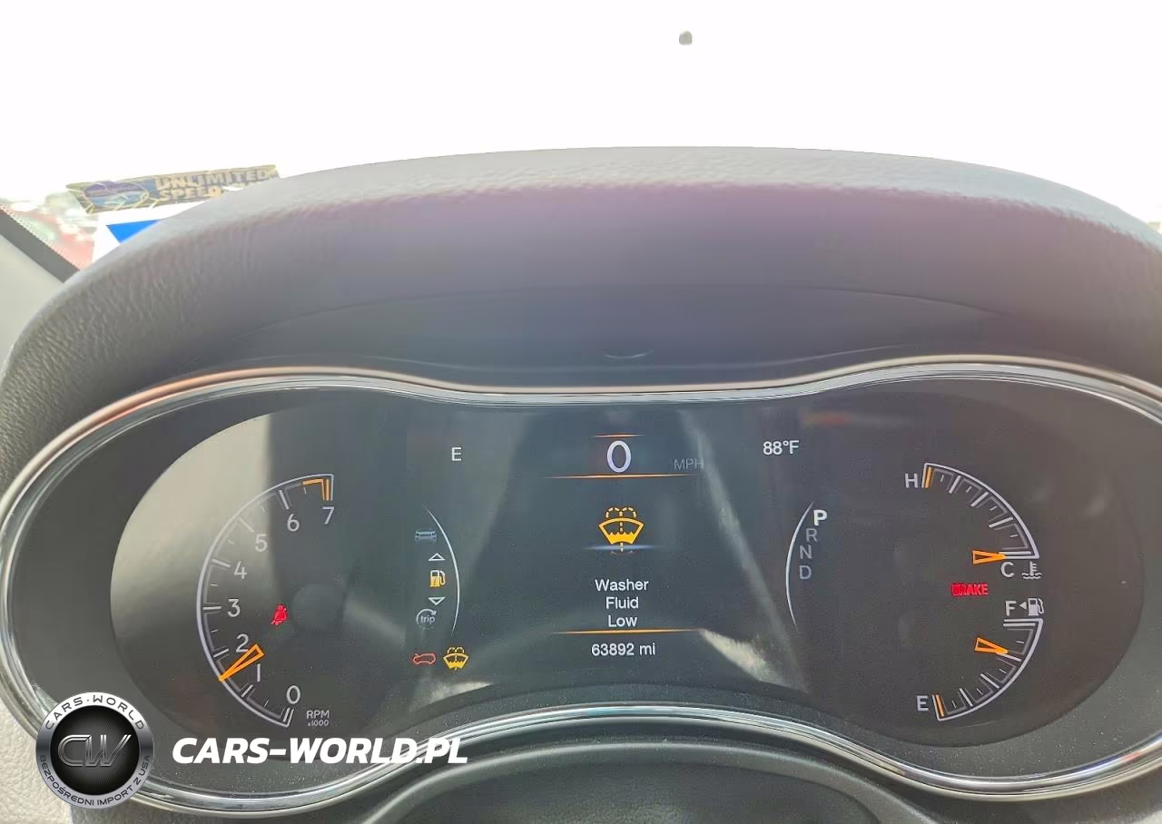 2020 Jeep Grand Cherokee Laredo VIN:1C4RJEAG7LC212037 - 9