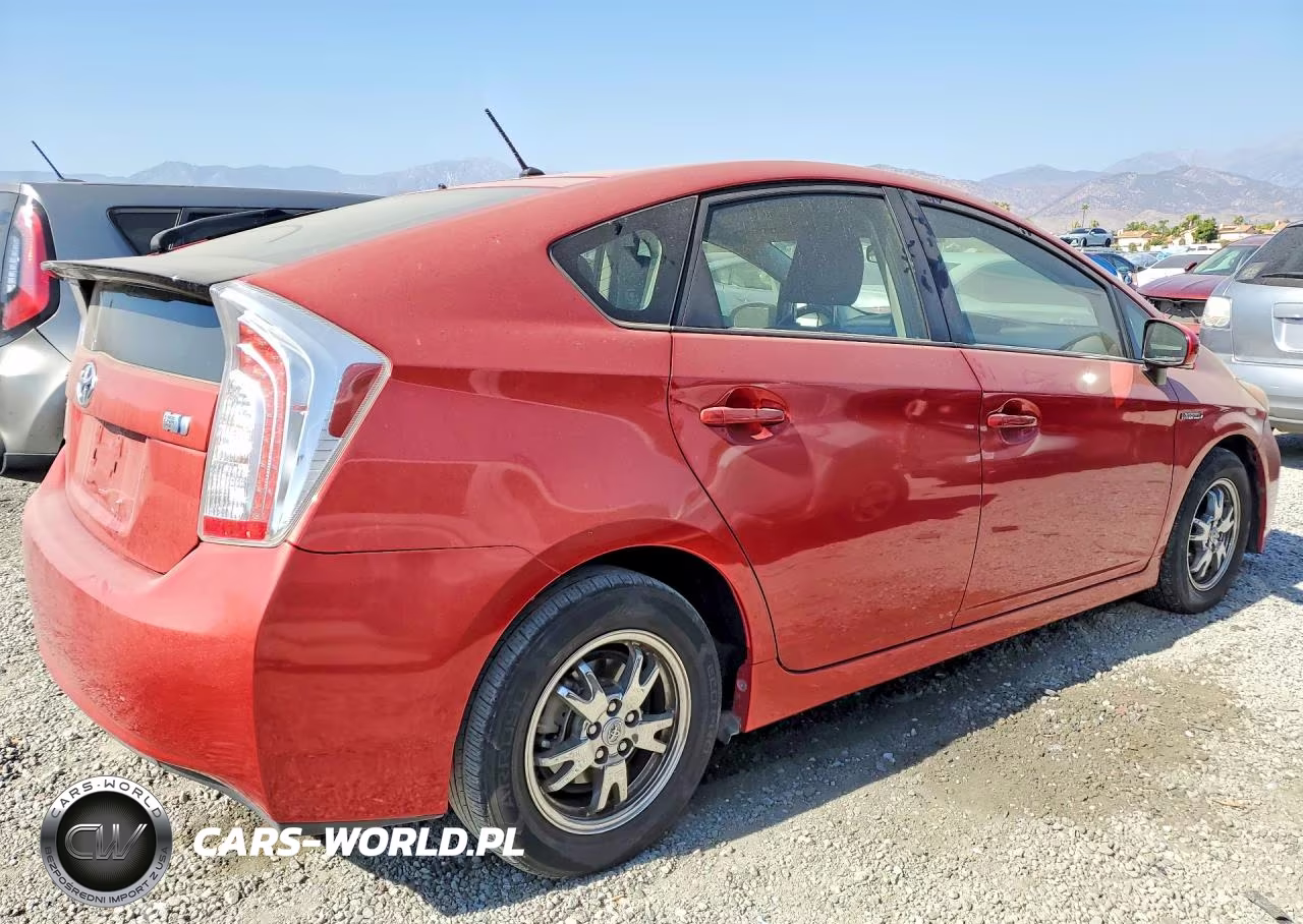 2012 Toyota Prius Two VIN:JTDKN3DUXC1599643 - 3