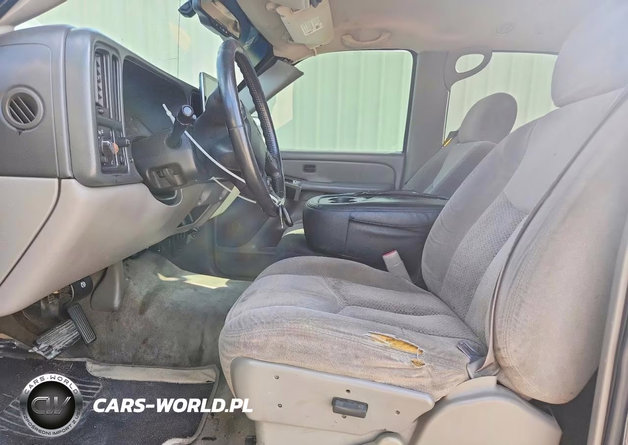 2005 Chevrolet Tahoe C1500 VIN:1GNEC13V75R133844 - 7