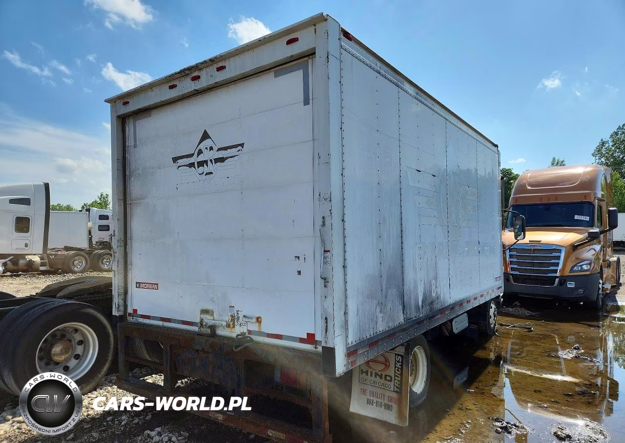 2019 Hino 155 Box Truck VIN:JHHYDM1H1KK008020 - 3