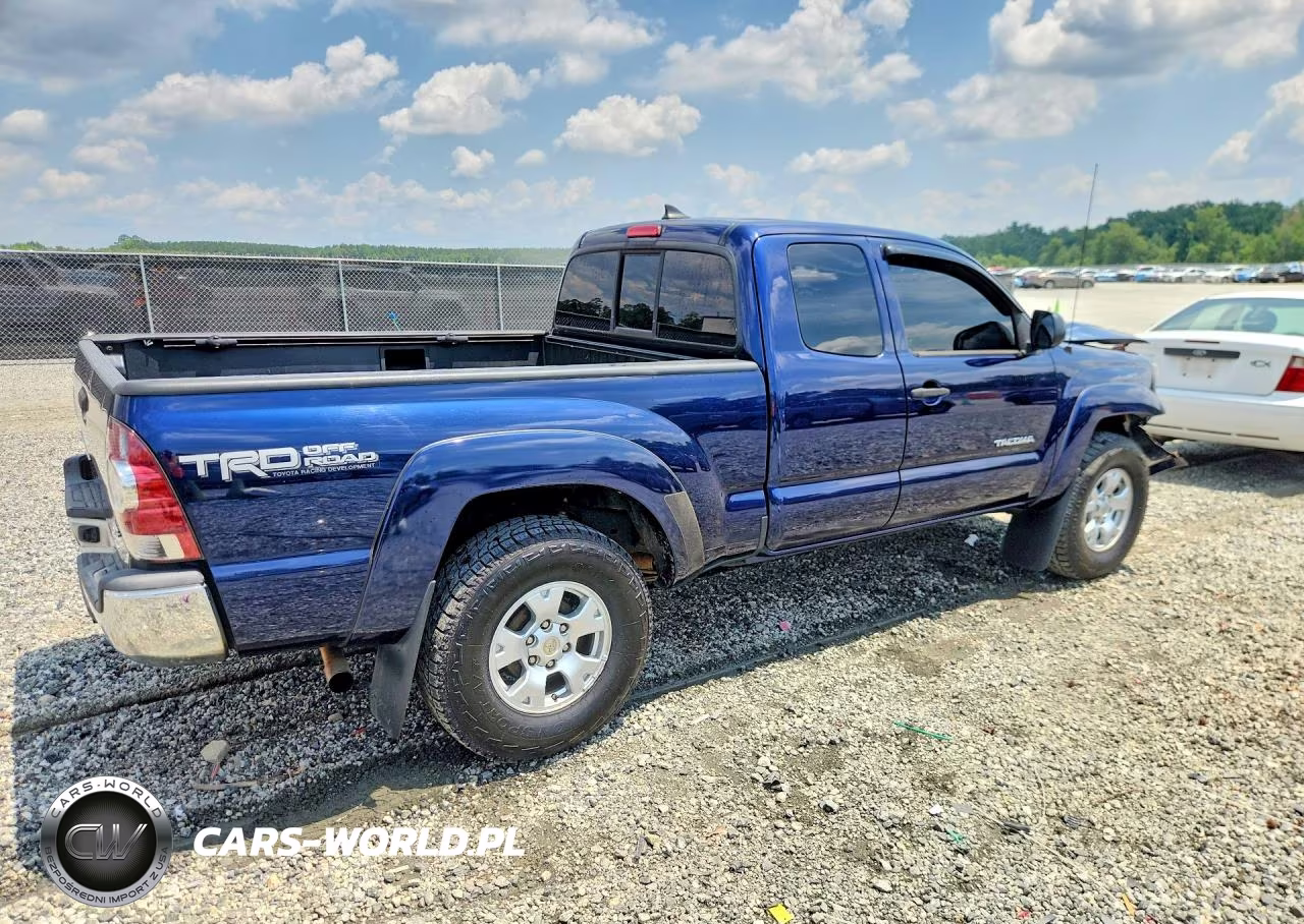 2012 Toyota Tacoma V6 VIN:5TFUU4EN4CX040899 - 3